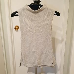 Monk & Lou knit vest in gray, size XXS